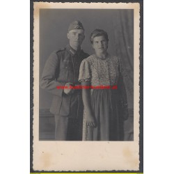 Foto II WK - Soldat mit Ehefrau - Zwettl (13,5cm x 8,5cm)