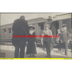 AK - Foto - Kaiser Karl und Zita in Bregenz am Bahnhof (5.6.1917)