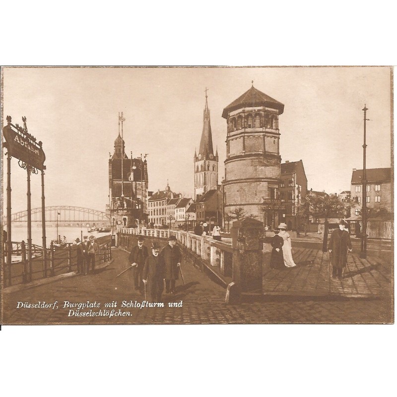 AK - Düsseldorf - Burgplatz mit Schloßturm und Düsselschlößchen (NW)